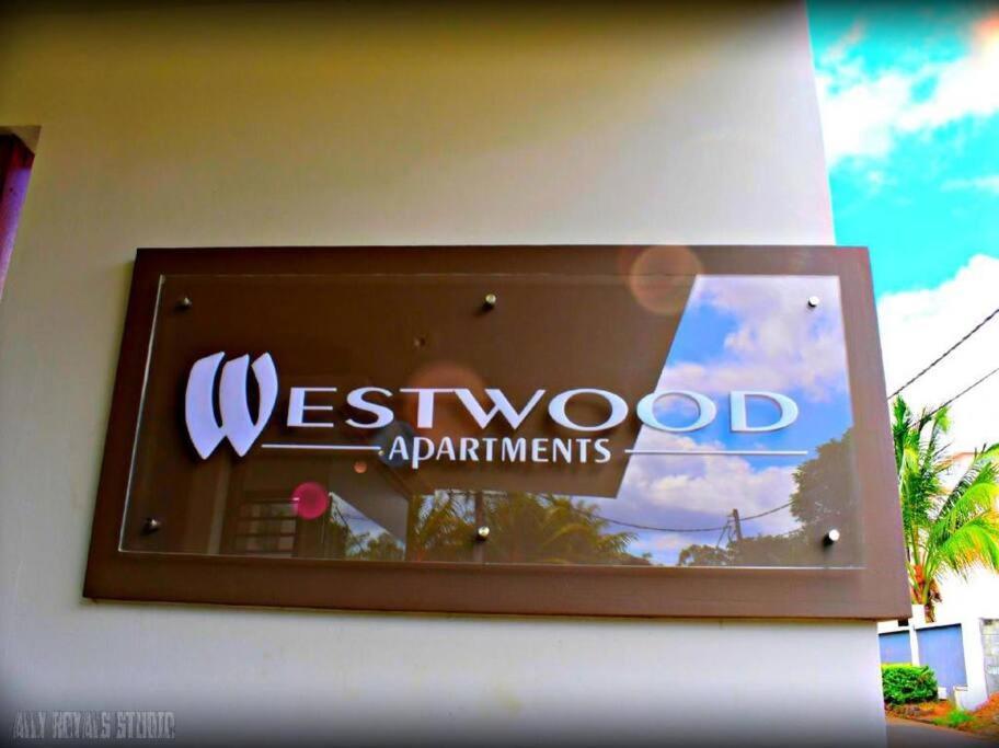Modern And Cosy Condo: Westwood Apartments Flic-en-Flacq Extérieur photo